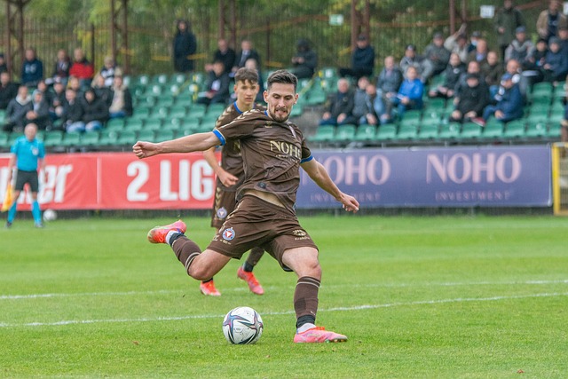 通过开拓俄 通过开拓俄